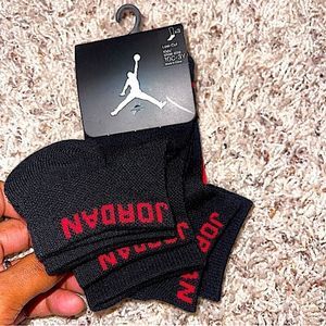 Nike Air Jordan kids boys low cut ankle socks black red XS Shoe Size 10C-3Y NWT